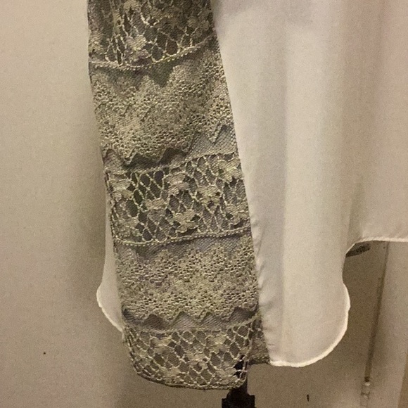 Womens lightweight Dress Blouse keyhole front open weave side panels cream - Picture 6 of 9